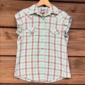 Wrangler Pearl Snap Short Sleeve Shirt